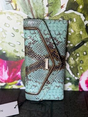 Last one! NWT Brahmin Veronica Wallet Turquoise Stone Tecoma HTF Firm Leather